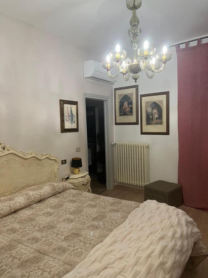 Affittacamere Il Piccolo Borgo Фоліньо Екстер'єр фото